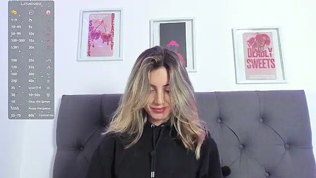 IsadoraGalle  online show from February 7, 8:34 pm