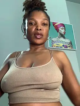 slimcateee online show from February 22, 4:40 pm