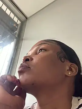 slimcateee online show from March 4, 12:44 pm