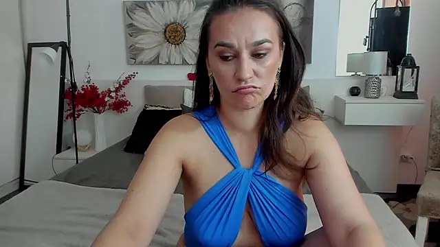 Snapshot of JoyCasidy chatting on July 25, 7:28 am JoyCasidy online show from July 25, 7:28 am