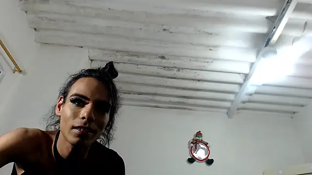 Snapshot of DanielaTsDom chatting on January 11, 1:48 am DanielaTsDom online show from January 11, 1:48 am