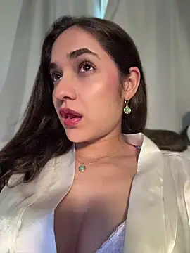 CuteeRose online show from May 8, 4:23 pm