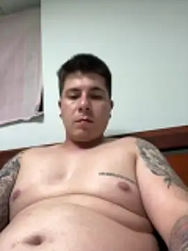 Snapshot of alienslian chatting on December 21, 6:09 am alienslian online show from December 21, 6:09 am