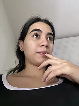 Snapshot of ZarahEvans chatting on January 16, 8:36 pm ZarahEvans online show from January 16, 8:36 pm