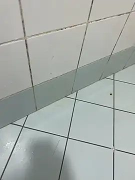 Snapshot of SLhotman chatting on March 19, 5:39 pm SLhotman online show from March 19, 5:39 pm