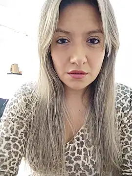 Snapshot of valeriahunter1 chatting on February 26, 9:36 pm valeriahunter1 online show from February 26, 9:36 pm