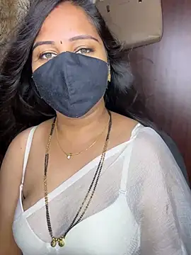 Snapshot of kannadatelugugirl chatting on April 28, 2:27 am kannadatelugugirl online show from April 28, 2:27 am
