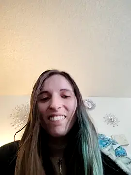 SmokeShow686 online show from May 3, 8:15 pm