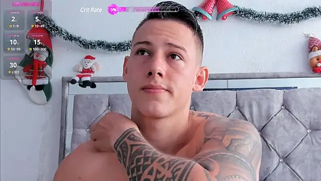 Snapshot of Muscle_King_Cum chatting on December 5, 3:06 pm Muscle King Cum online show from December 5, 3:06 pm