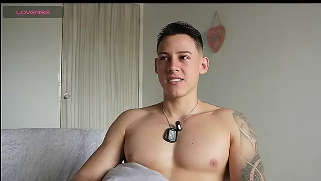 Muscle King Cum online show from June 17, 1:56 pm