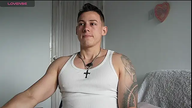Muscle King Cum online show from July 4, 1:50 pm