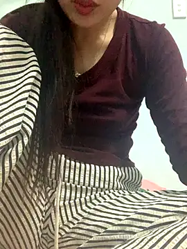 Hoanami online show from November 21, 4:16 pm