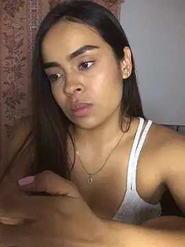 JuanaSimons online show from March 18, 2:04 am