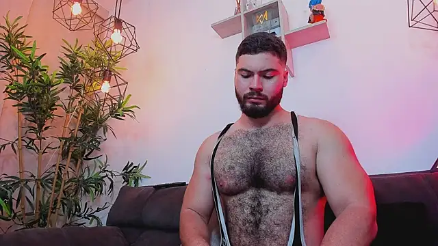 SebastianVilla  online show from June 10, 9:25 pm