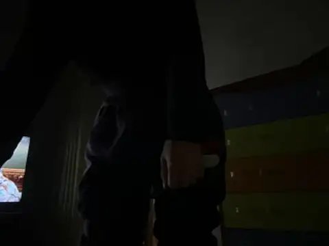 Snapshot of Drogon1000 chatting on December 3, 3:54 pm Drogon1000 online show from December 3, 3:54 pm