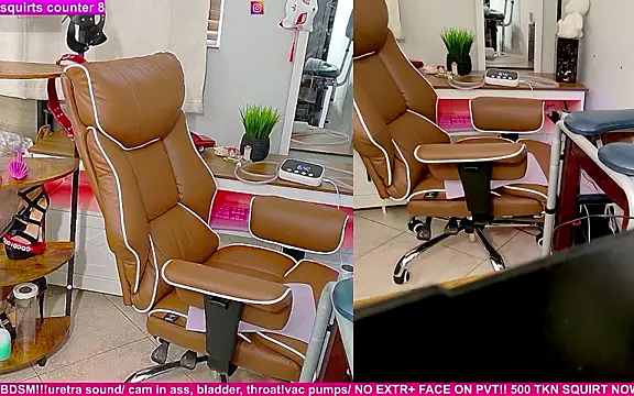 Snapshot of MaryBrook1 chatting on July 22, 1:36 pm MaryBrook1 online show from July 22, 1:36 pm