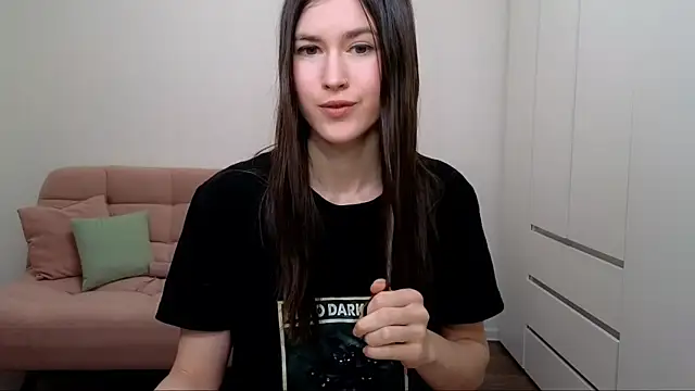 Snapshot of AliciaNewell chatting on March 10, 12:37 pm AliciaNewell online show from March 10, 12:37 pm