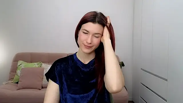 AliciaNewell online show from November 5, 8:47 am