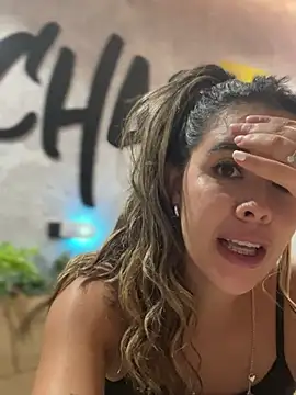 Emilia Bakerr online show from December 29, 6:27 pm