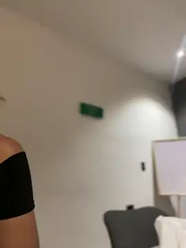 Emilia Bakerr online show from February 7, 6:24 pm