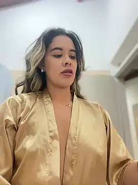 Emilia Bakerr online show from March 3, 9:15 pm