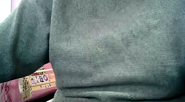 Snapshot of Lucinka1 chatting on December 22, 12:05 pm Lucinka1 online show from December 22, 12:05 pm