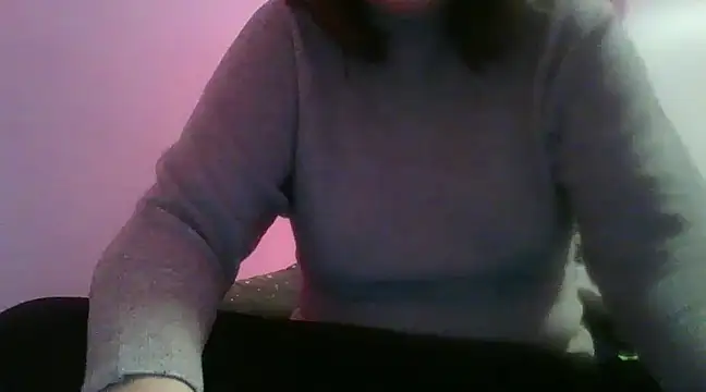 Snapshot of Lucinka1 chatting on February 8, 7:05 pm Lucinka1 online show from February 8, 7:05 pm