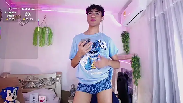 huge armound online show from October 15, 10:54 pm