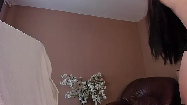 KaylaLaine online show from February 16, 7:37 am