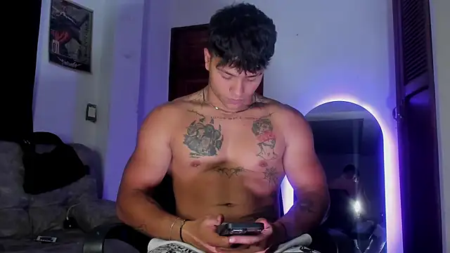 Snapshot of Dominic_Biker__ chatting on June 12, 1:26 am Dominic Biker online show from June 12, 1:26 am