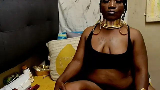 Snapshot of Brunettedevon33 chatting on September 23, 9:07 pm Brunettedevon33 online show from September 23, 9:07 pm