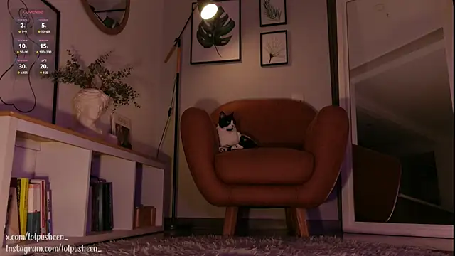 JulietteDee online show from February 27, 1:27 am