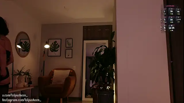 JulietteDee online show from March 3, 12:15 am