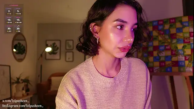 JulietteDee online show from March 3, 9:15 pm