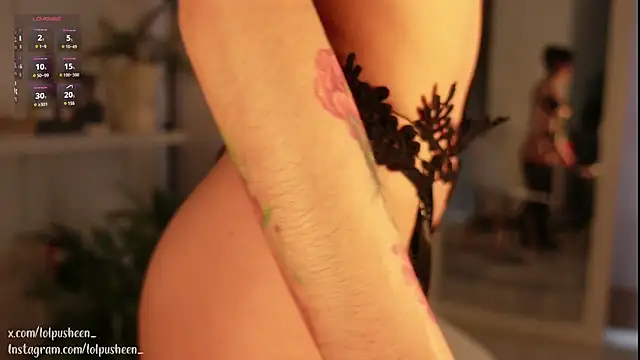 JulietteDee online show from March 21, 10:50 pm