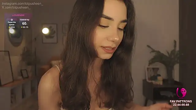 Snapshot of JulietteDee chatting on June 22, 10:07 pm JulietteDee online show from June 22, 10:07 pm
