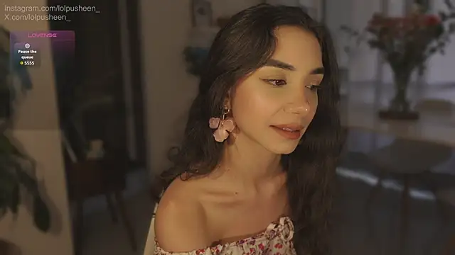 Snapshot of JulietteDee chatting on July 14, 10:59 pm JulietteDee online show from July 14, 10:59 pm