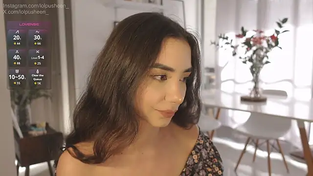 Snapshot of JulietteDee chatting on July 30, 9:25 pm JulietteDee online show from July 30, 9:25 pm