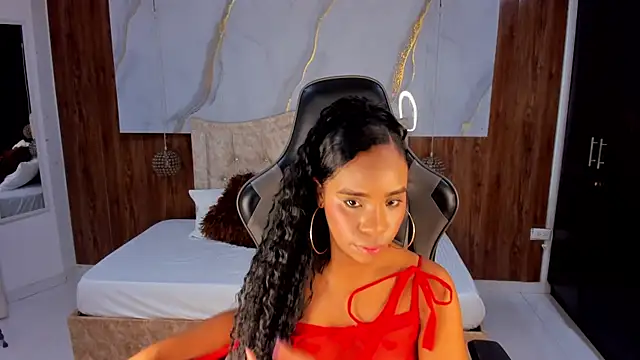 Snapshot of lia_16 chatting on May 11, 11:05 am lia 16 online show from May 11, 11:05 am