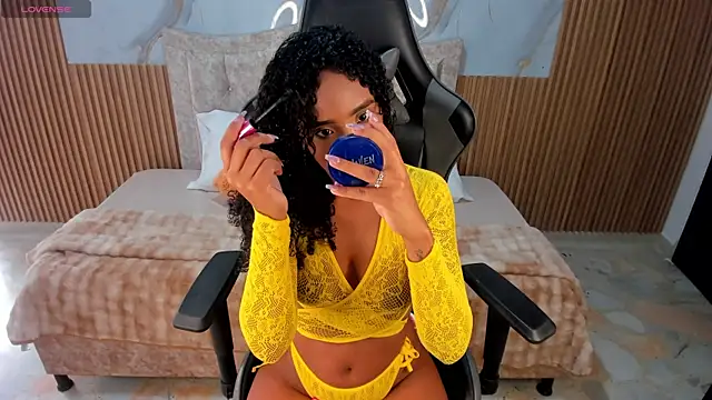 Snapshot of lia_16 chatting on July 21, 2:30 pm lia 16 online show from July 21, 2:30 pm