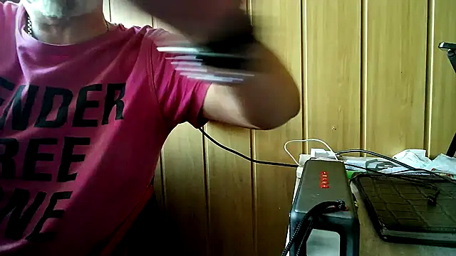 Snapshot of DjiniCD chatting on September 21, 7:10 am DjiniCD online show from September 21, 7:10 am