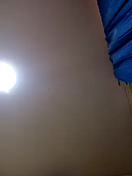 Snapshot of TrainedFinder5 chatting on October 8, 2:04 pm TrainedFinder5 online show from October 8, 2:04 pm