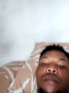 hugo3918  online show from September 15, 4:18 pm