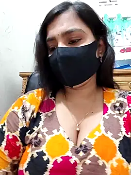 Snapshot of Ritusri_Dotta chatting on February 9, 6:12 pm Ritusri Dotta online show from February 9, 6:12 pm