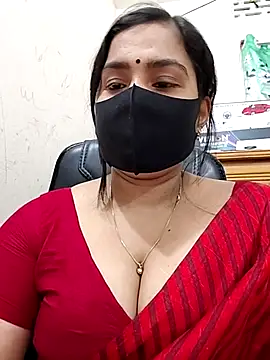 Snapshot of Ritusri_Dotta chatting on February 18, 6:48 pm Ritusri Dotta online show from February 18, 6:48 pm
