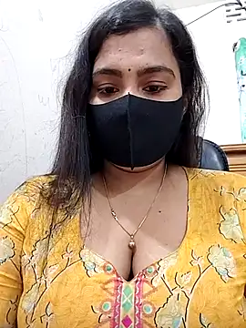 Snapshot of Ritusri_Dotta chatting on April 9, 4:23 pm Ritusri Dotta online show from April 9, 4:23 pm