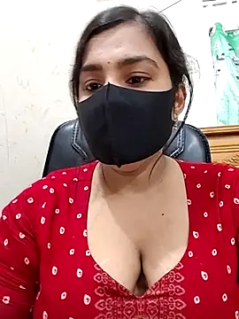 Snapshot of Ritusri_Dotta chatting on April 20, 5:48 pm Ritusri Dotta online show from April 20, 5:48 pm