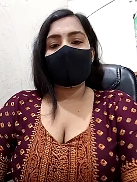 Snapshot of Ritusri_Dotta chatting on April 29, 5:17 pm Ritusri Dotta online show from April 29, 5:17 pm
