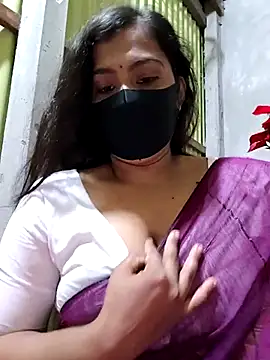 Snapshot of Ritusri_Dotta chatting on May 18, 5:08 pm Ritusri Dotta online show from May 18, 5:08 pm