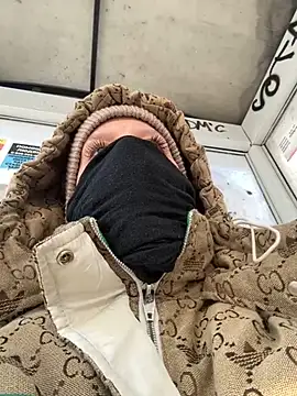 LikaCat online show from February 1, 7:15 am